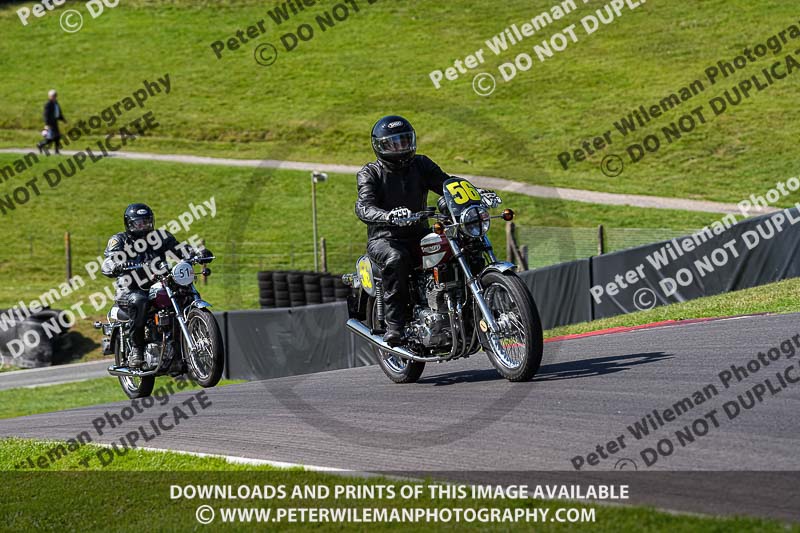 Vintage motorcycle club;eventdigitalimages;mallory park;mallory park trackday photographs;no limits trackdays;peter wileman photography;trackday digital images;trackday photos;vmcc festival 1000 bikes photographs